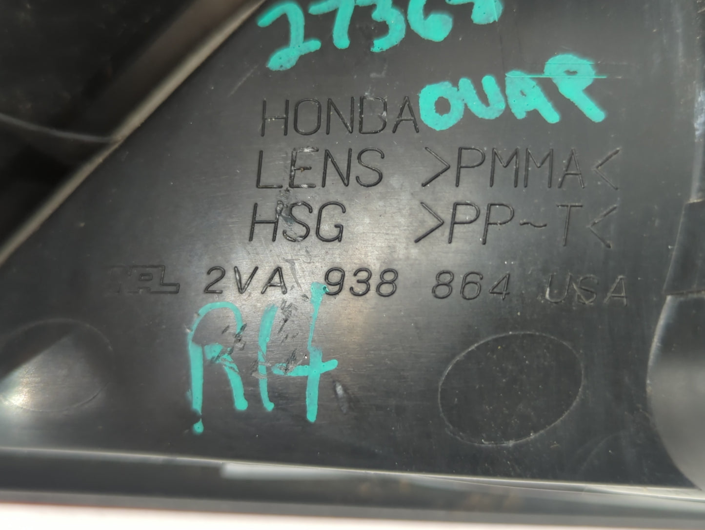 1998-2002 Honda Accord Tail Light Assembly Driver Left OEM P/N:2VA 938 864 Fits Fits 1998 1999 2000 2001 2002 OEM Used Auto 