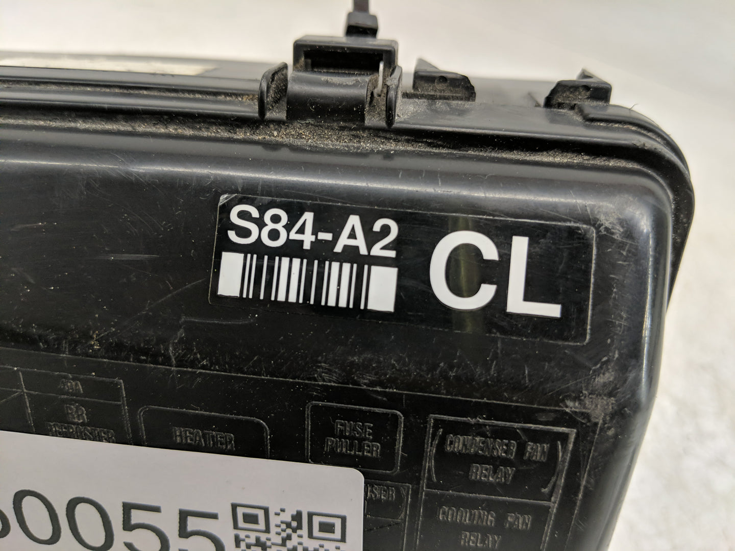 1998 Honda Accord Fusebox Fuse Box Panel Relay Module P/N:S84-A2CL Fits OEM Used Auto Parts - Oemusedautoparts1.com