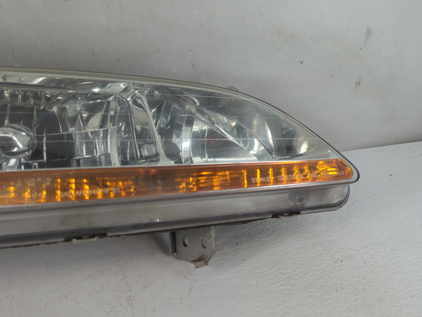 1998 Honda Accord Passenger Right Oem Head Light Headlight Lamp - Oemusedautoparts1.com