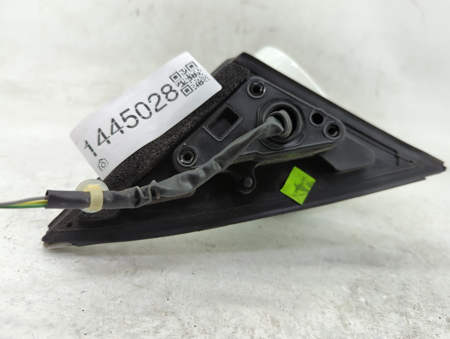 1998 Honda Accord Driver Side View Mirror - Left Door Mirror OEM Used - Oemusedautoparts1.com