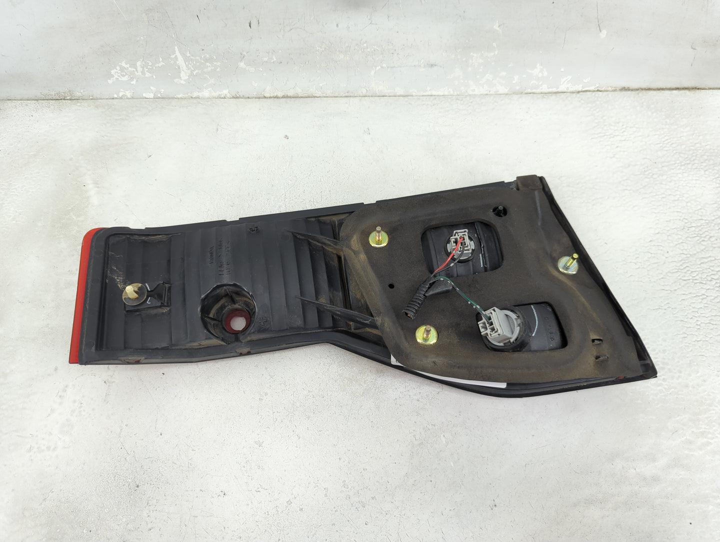1998-2000 Honda Accord Tail Light Assembly Passenger Right OEM Fits Fits 1998 1999 2000 OEM Used Auto Parts - Oemusedautopar