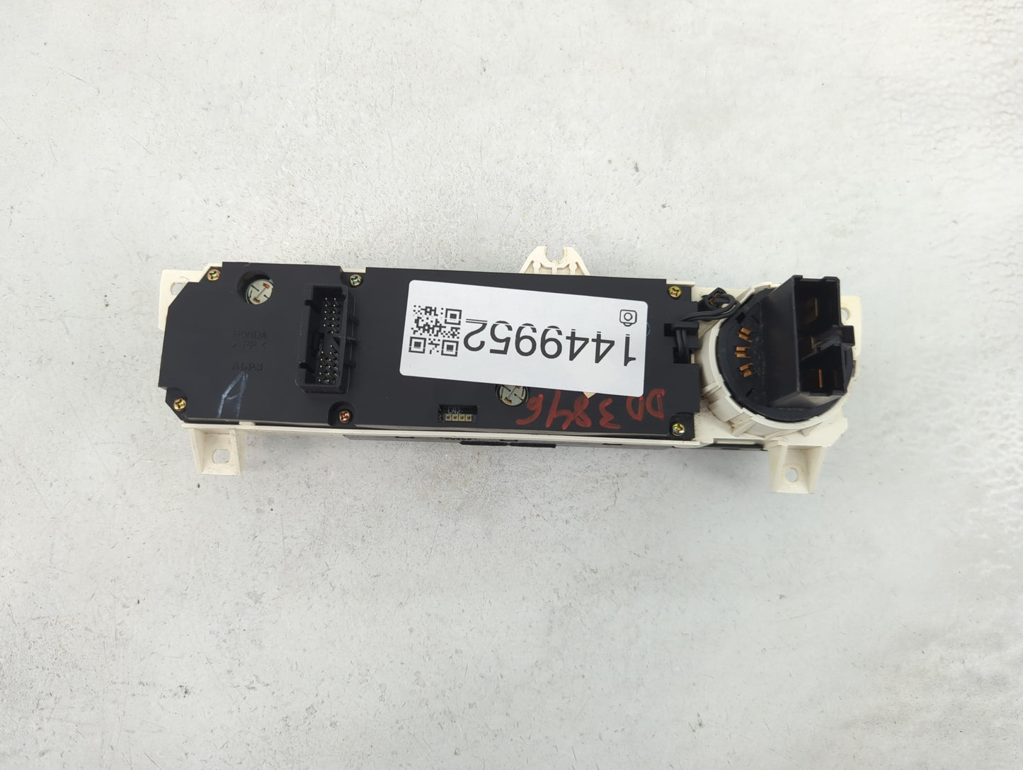 1998-2000 Honda Accord Climate Control Module Temperature AC/Heater Replacement Fits Fits 1998 1999 2000 OEM Used Auto Parts