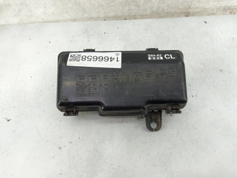 compare product 1998 Honda Accord Fusebox Fuse Box Panel Relay Module P/N:S84-A2 646.HO1J98 Fits OEM Used Auto Parts