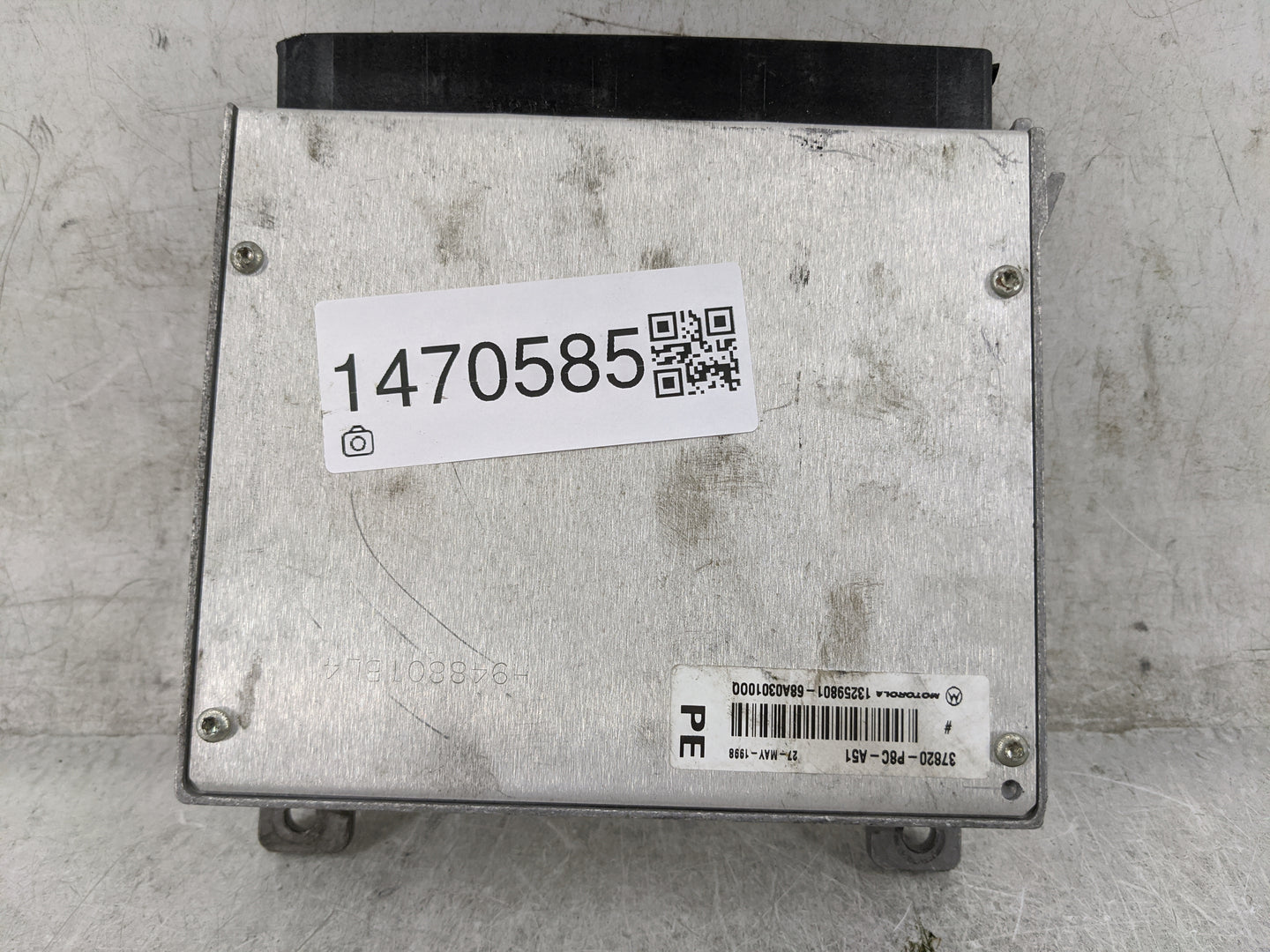 1998-2000 Honda Accord PCM Engine Control Computer ECU ECM PCU OEM P/N:37820-P8C-A51 Fits Fits 1998 1999 2000 OEM Used Auto 