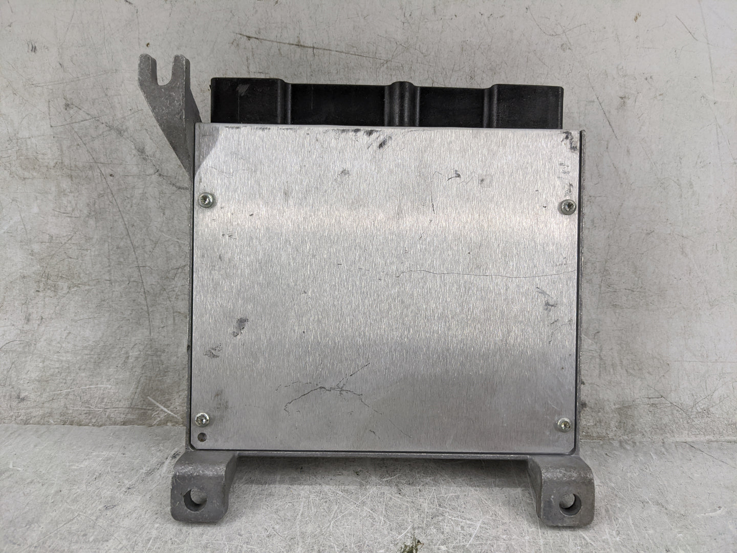 1998-2000 Honda Accord PCM Engine Control Computer ECU ECM PCU OEM P/N:37820-P8C-A51 Fits Fits 1998 1999 2000 OEM Used Auto 