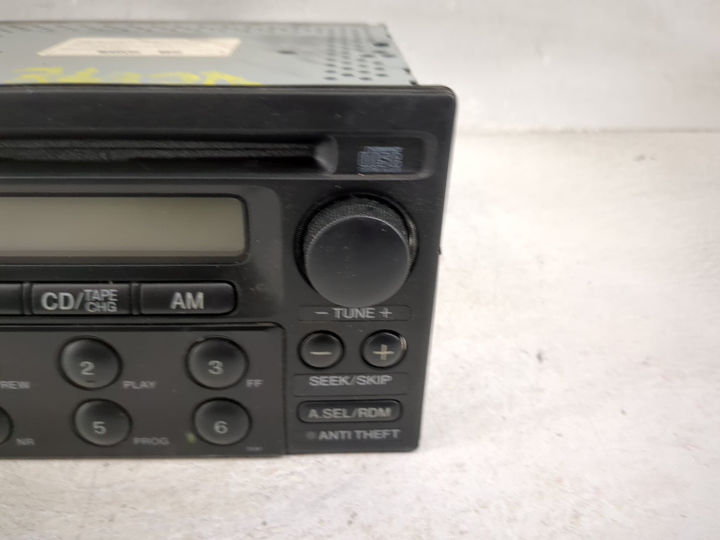 1998 Honda Accord Radio AM FM Cd Player Receiver Replacement P/N:39100-S84-A200 CQ-JH1710Z Fits OEM Used Auto Parts - Oemuse
