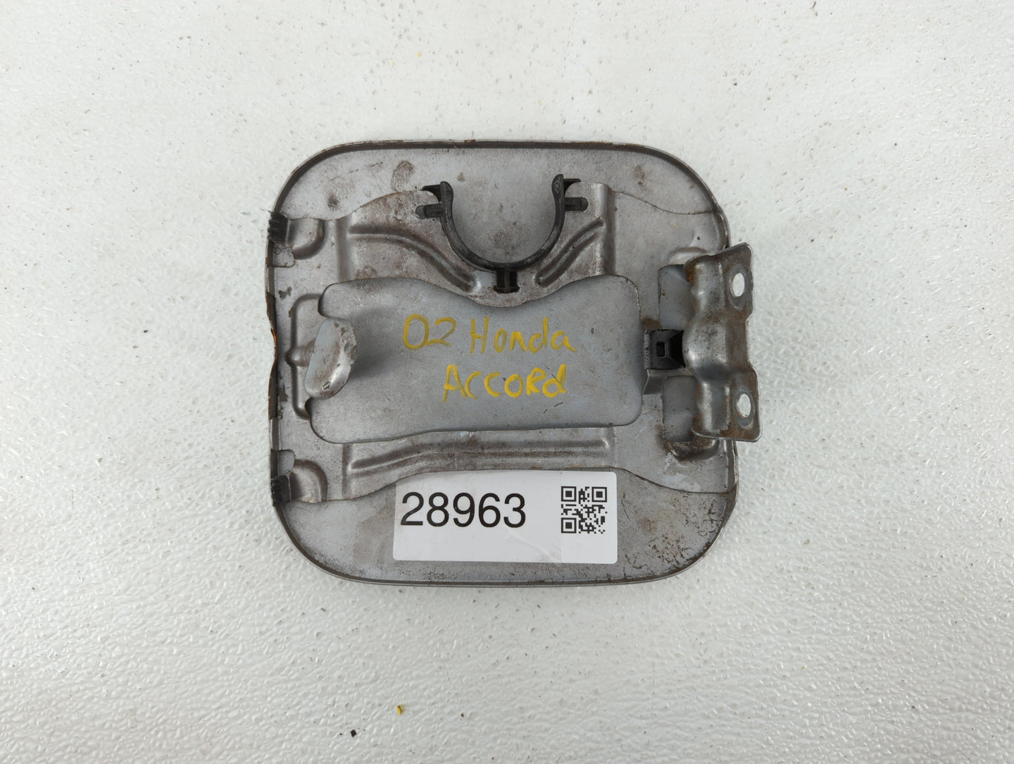 1998 Honda Accord Fuel Tank Door Lid Gas Tank - Oemusedautoparts1.com