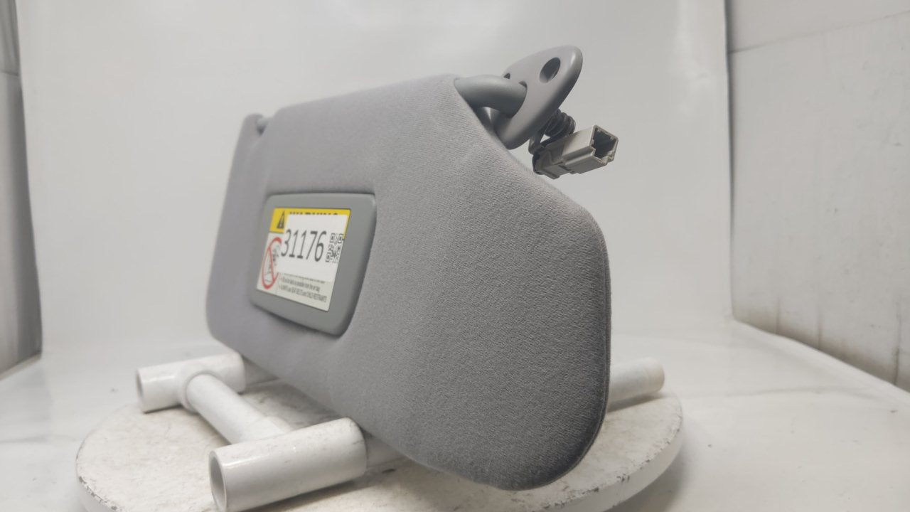 1998 Honda Accord Sun Visor Shade Replacement Passenger Right Mirror Fits OEM Used Auto Parts - Oemusedautoparts1.com