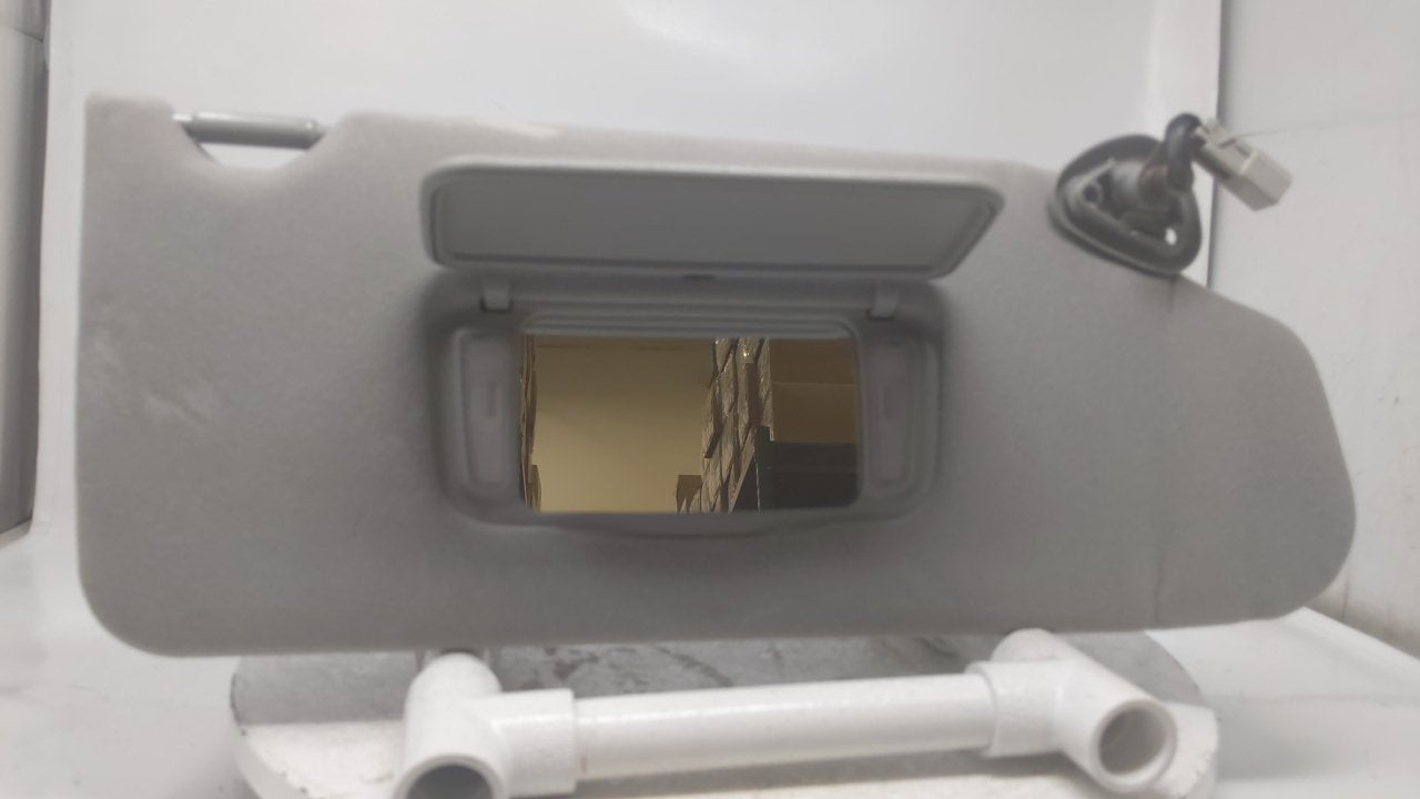 1998 Honda Accord Sun Visor Shade Replacement Passenger Right Mirror Fits OEM Used Auto Parts - Oemusedautoparts1.com