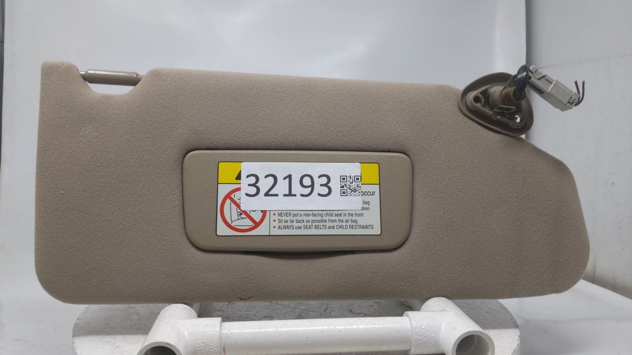 1998 Honda Accord Sun Visor Shade Replacement Passenger Right Mirror Fits OEM Used Auto Parts - Oemusedautoparts1.com
