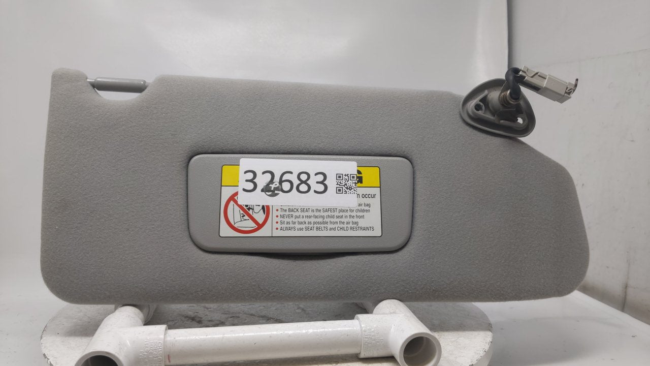 1998 Honda Accord Sun Visor Shade Replacement Passenger Right Mirror Fits OEM Used Auto Parts - Oemusedautoparts1.com