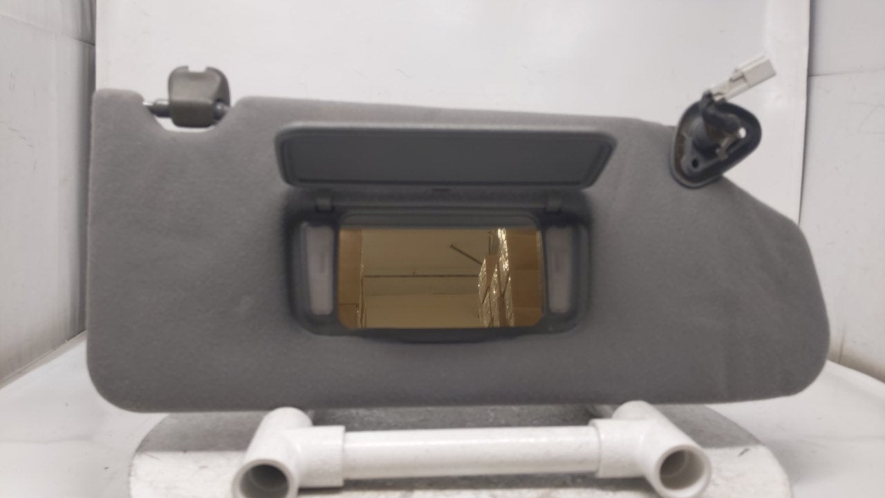 1998-2002 Honda Accord Sun Visor Shade Replacement Passenger Right Mirror Fits Fits 1998 1999 2000 2001 2002 OEM Used Auto P