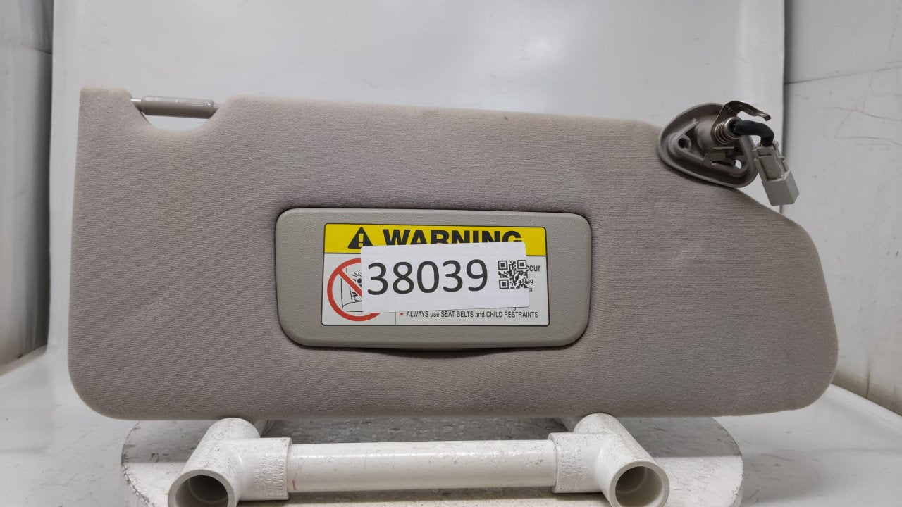 1998 Honda Accord Sun Visor Shade Replacement Passenger Right Mirror Fits OEM Used Auto Parts - Oemusedautoparts1.com