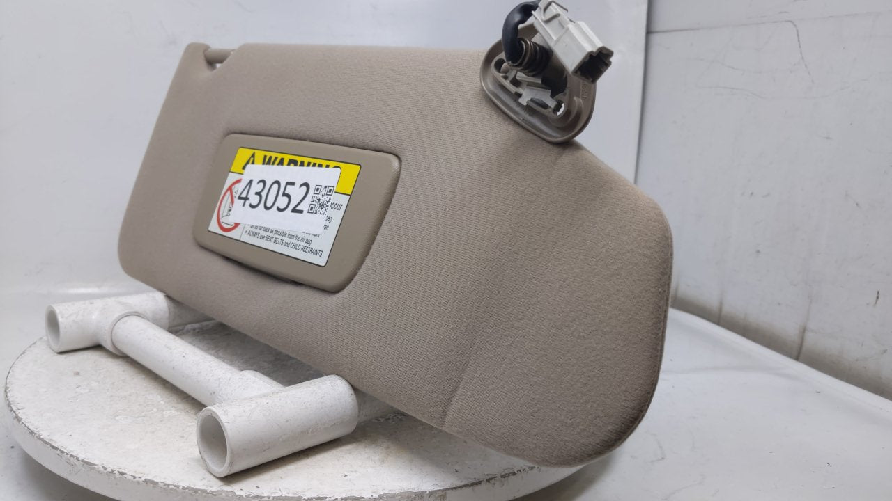 1998 Honda Accord Sun Visor Shade Replacement Passenger Right Mirror Fits OEM Used Auto Parts - Oemusedautoparts1.com