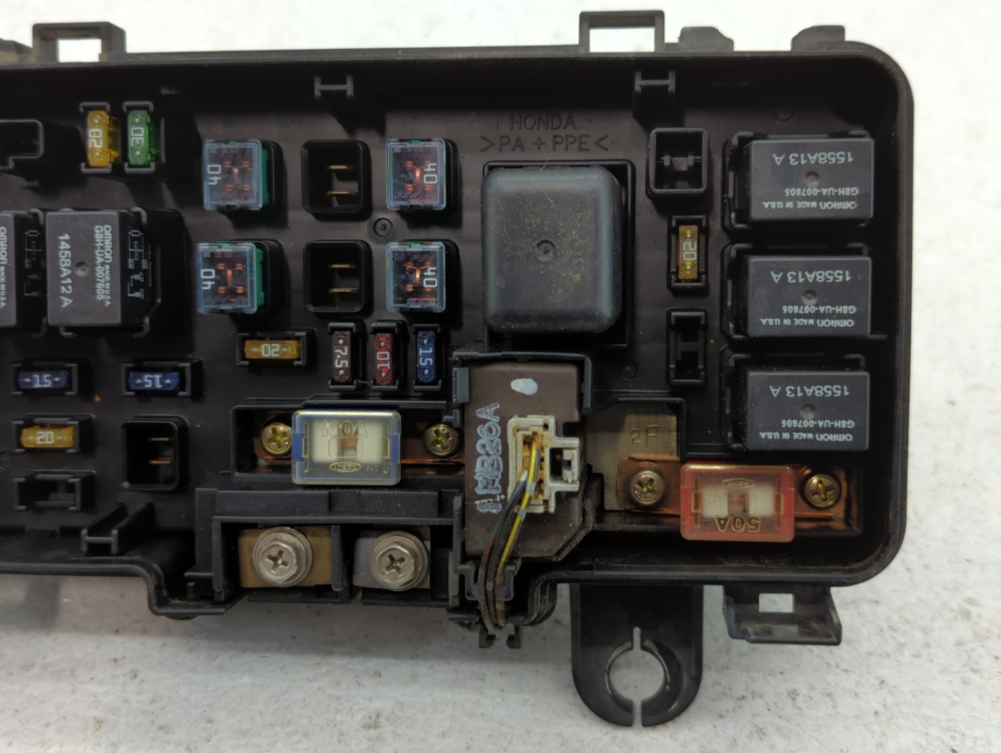 1998-1999 Honda Accord Chassis Control Module Ccm Bcm Body Control S84-a1 - Oemusedautoparts1.com