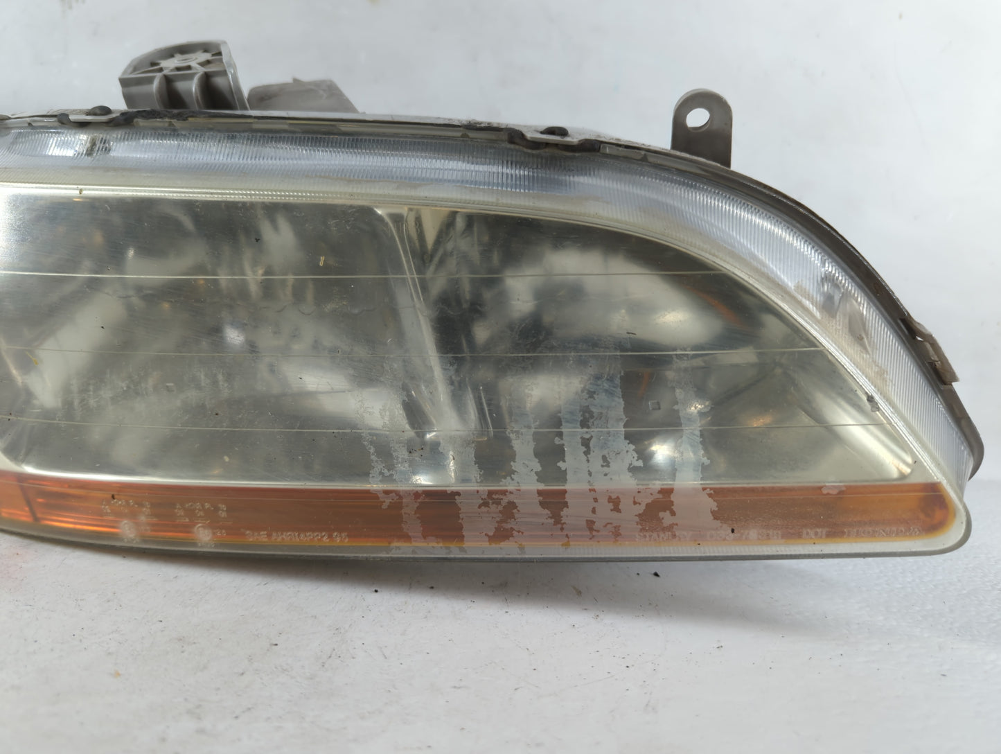 1998-2002 Honda Accord Tail Light Assembly Driver Left OEM P/N:033-7631 Fits Fits 1998 1999 2000 2001 2002 OEM Used Auto Par
