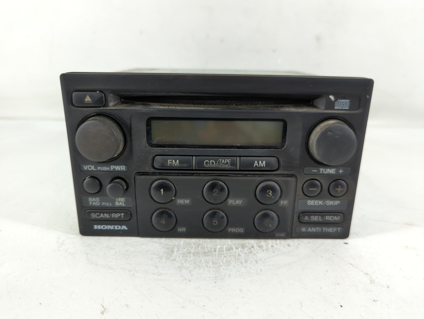 1998-2000 Honda Accord Radio AM FM Cd Player Receiver Replacement P/N:39101-S82-A210-M1 Fits Fits 1998 1999 2000 OEM Used Au