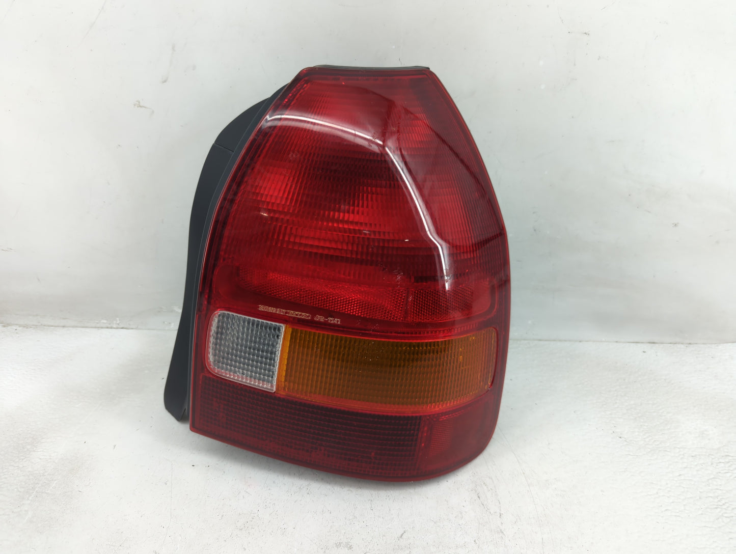 1998 Honda Civic Tail Light Assembly Passenger Right OEM Fits OEM Used Auto Parts - Oemusedautoparts1.com