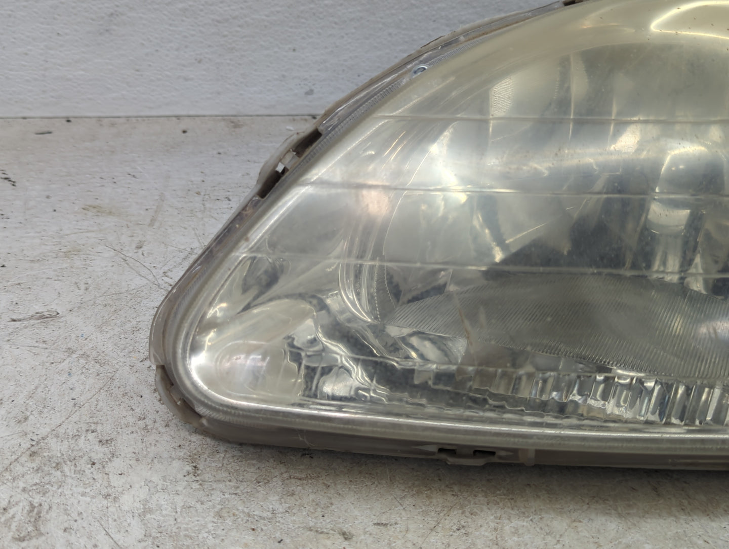 1996-1998 Honda Civic Driver Left Oem Head Light Headlight Lamp - Oemusedautoparts1.com