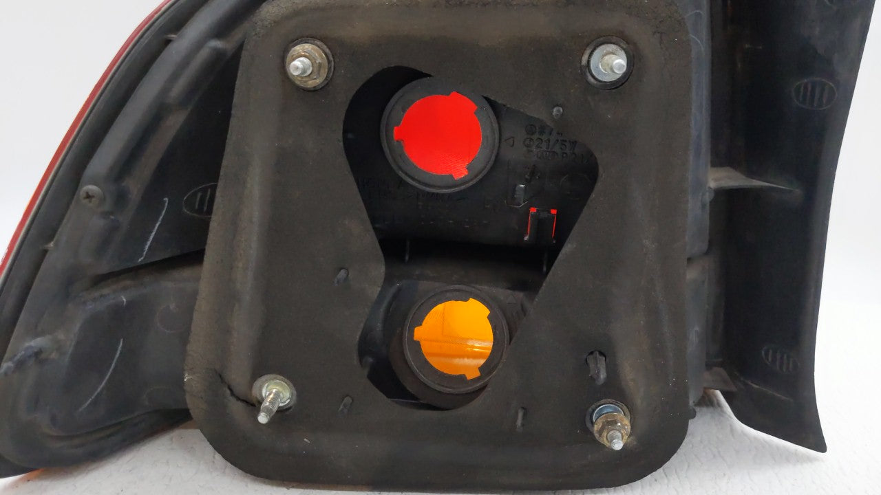 1996-1998 Honda Civic Tail Light Assembly Passenger Right OEM Fits Fits 1996 1997 1998 OEM Used Auto Parts - Oemusedautopart