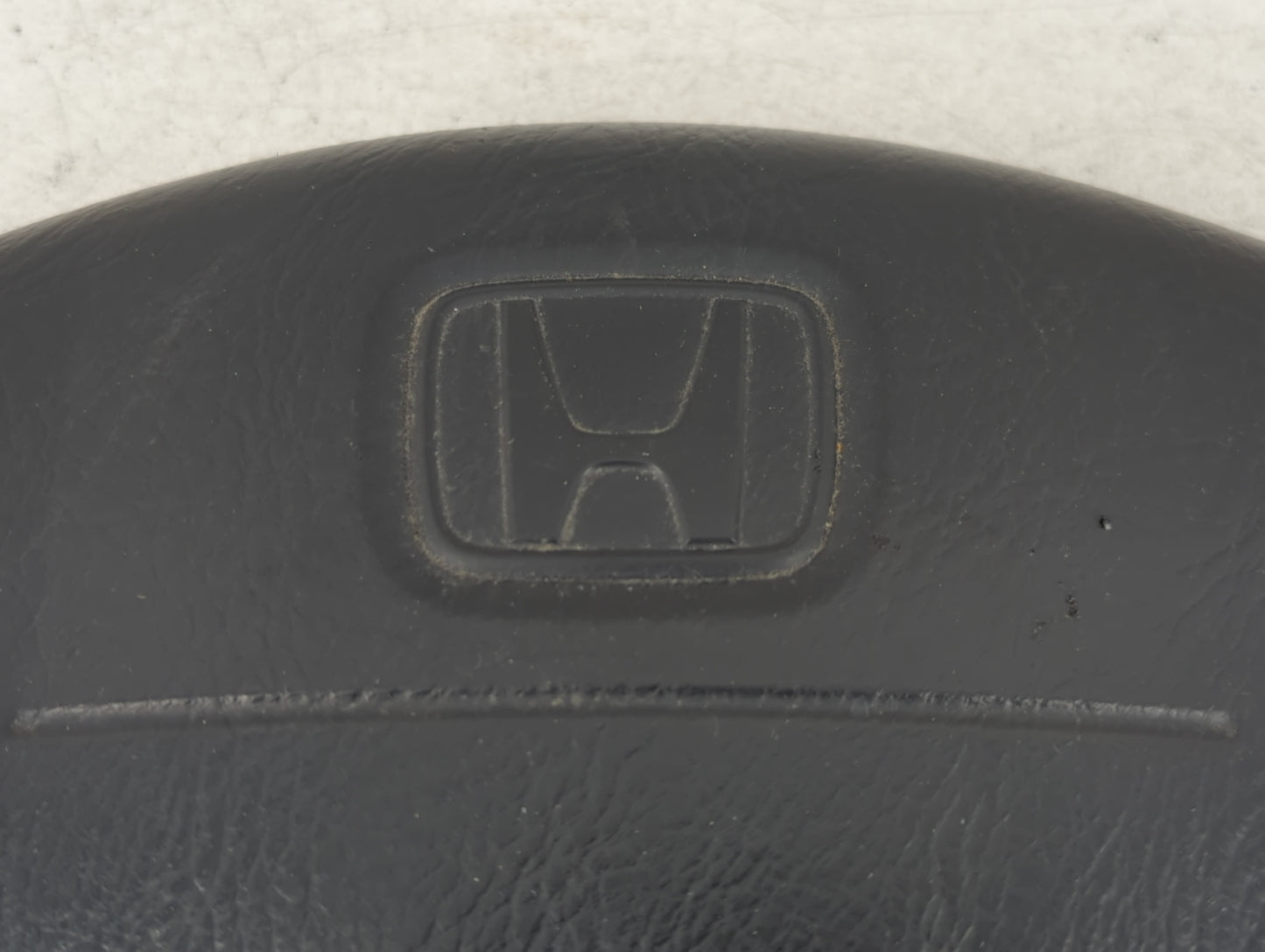 1996-2000 Honda Civic Air Bag Driver Left Steering Wheel Mounted P/N:77800-S01-A700-M1 Fits Fits 1996 1997 1998 1999 2000 OE
