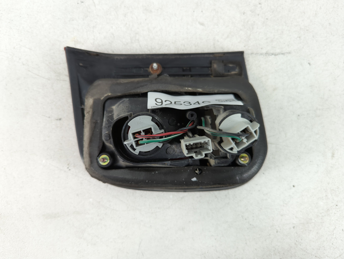 1996-1998 Honda Civic Tail Light Assembly Driver Left OEM P/N:043-1291 Fits Fits 1996 1997 1998 OEM Used Auto Parts - Oemuse
