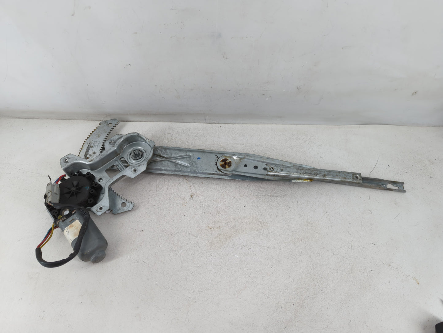 1996-2000 Honda Civic Used Window Regulator Passenger Front - Oemusedautoparts1.com