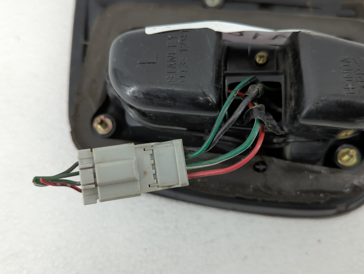 1998 Honda Civic Tail Light Assembly Driver Left OEM P/N:043-1291 Fits Fits 1996 1997 OEM Used Auto Parts - Oemusedautoparts