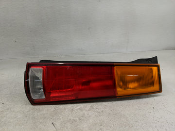 1997-2001 Honda Cr-V Tail Light Assembly Passenger Right OEM P/N:043-02200 Fits Fits 1997 1998 1999 2000 2001 OEM Used Auto 