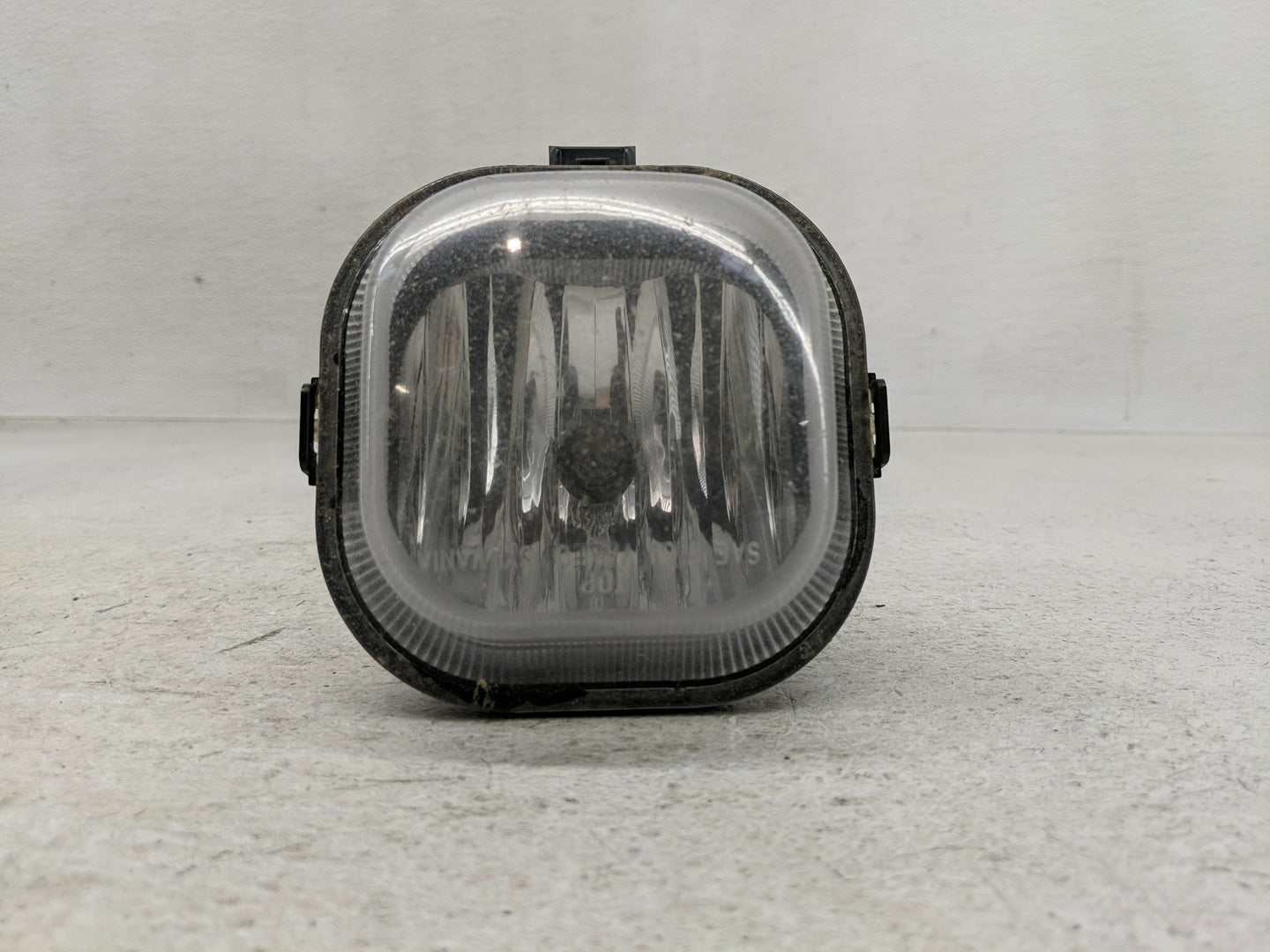 1997-2001 Honda Cr-v Driver Left Oem Front Light Lamp - Oemusedautoparts1.com
