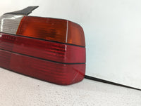 1997-2001 Honda Cr-V Tail Light Assembly Passenger Right OEM P/N:043-2200 Fits Fits 1997 1998 1999 2000 2001 OEM Used Auto P