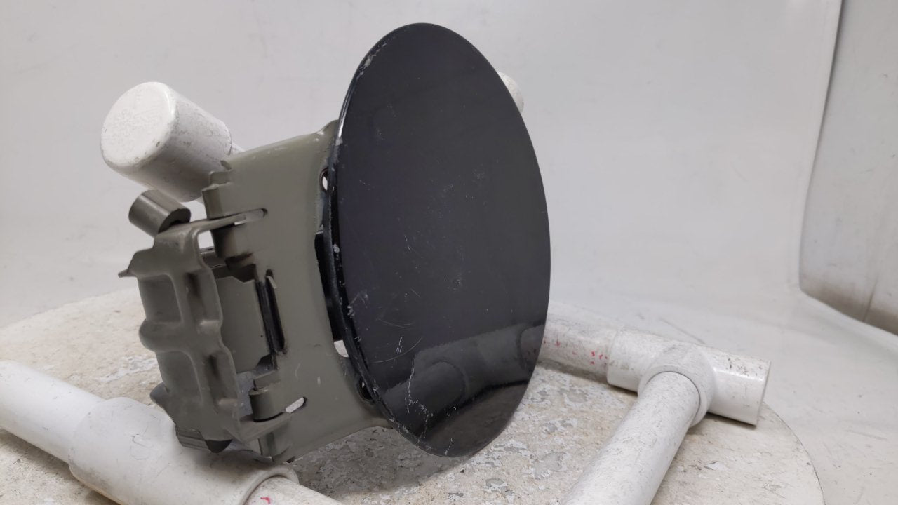 1998-2002 Honda Passport Fuel Tank Door Lid Gas Tank Black - Oemusedautoparts1.com