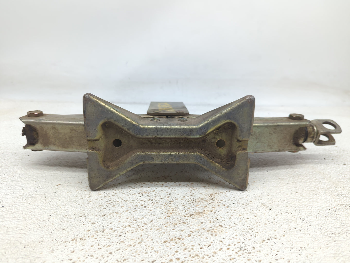 1998 Honda Crv Crv Spare Scissor Car Jack - Oemusedautoparts1.com