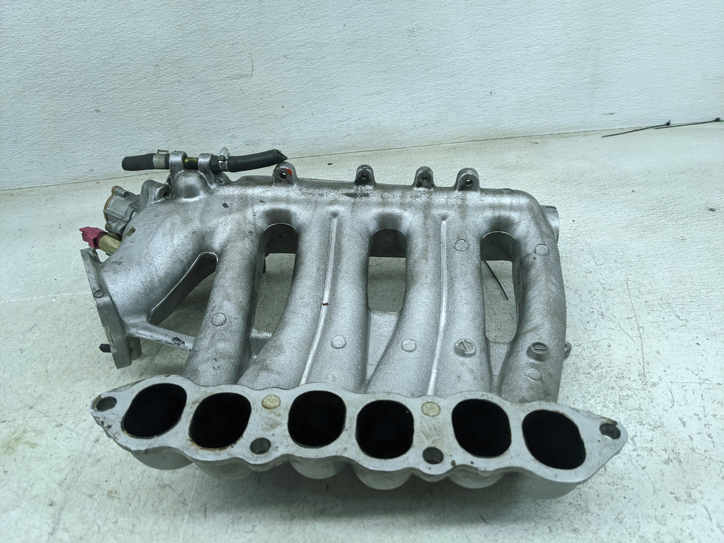 1998 Infiniti I30 Air Intake Manifold Fits OEM Used Auto Parts - Oemusedautoparts1.com
