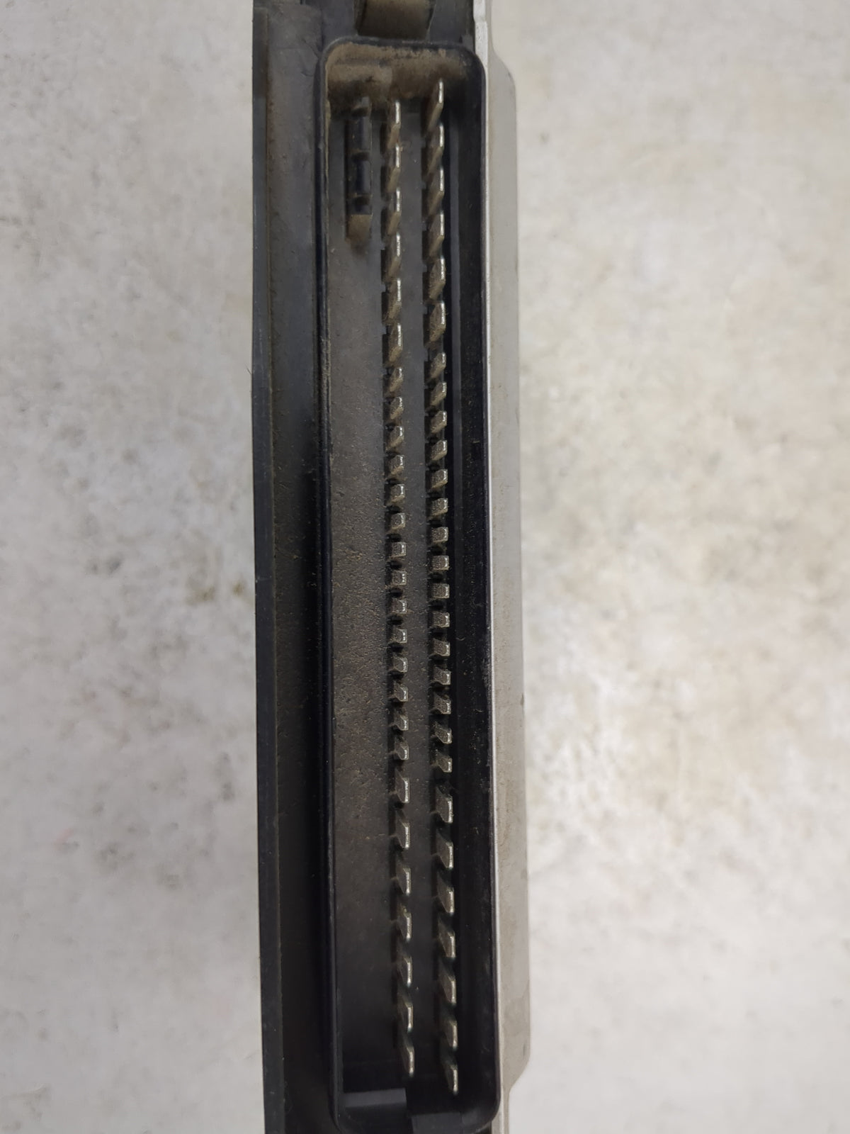 1998-1999 Infiniti I30 Electric Brake Control Module - Oemusedautoparts1.com