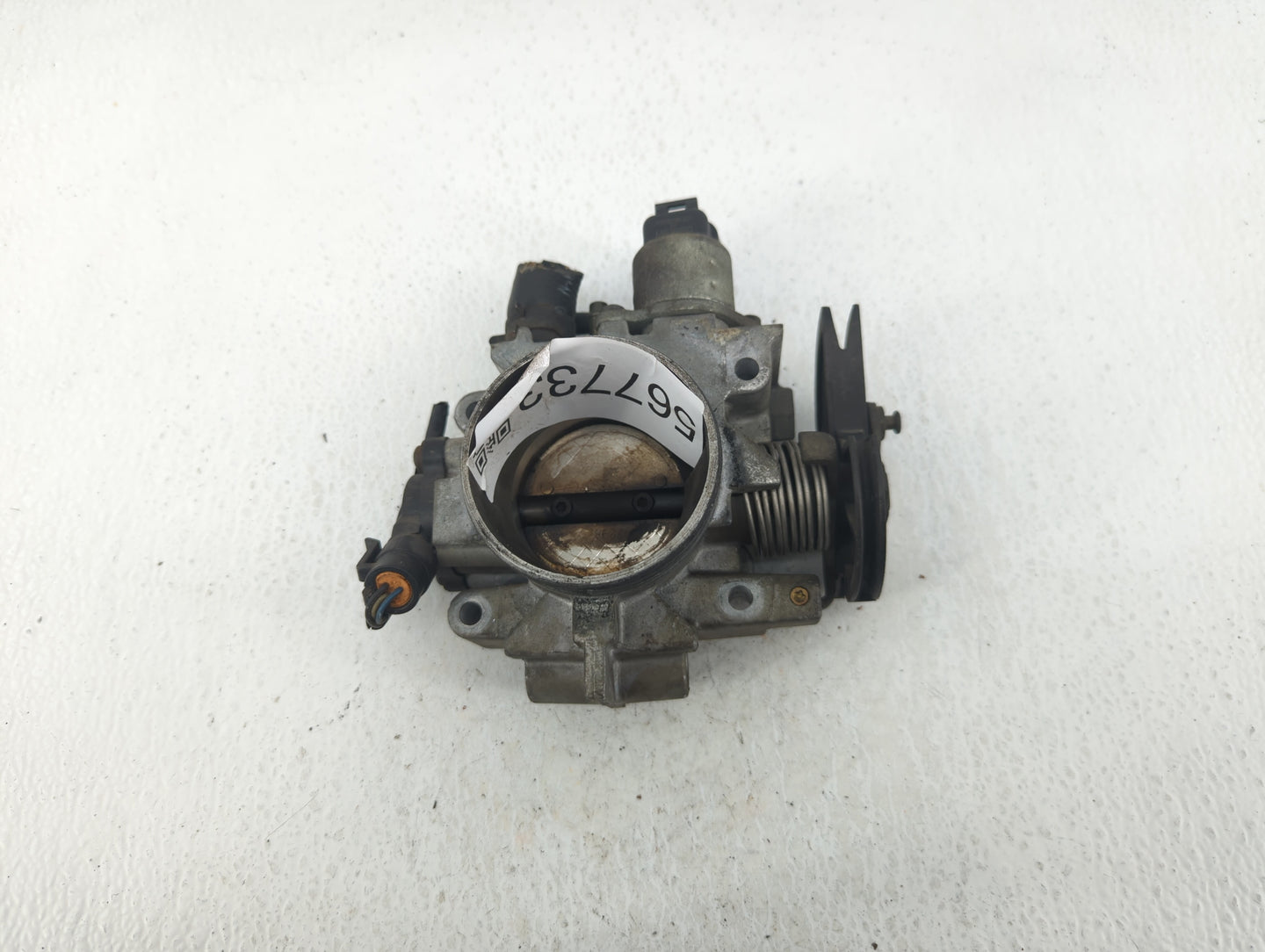 1998-1999 Isuzu Hombre Throttle Body P/N:17857878 Fits Fits 1998 1999 OEM Used Auto Parts - Oemusedautoparts1.com