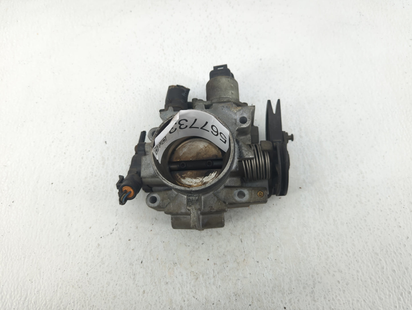 1998-1999 Isuzu Hombre Throttle Body P/N:17857878 Fits Fits 1998 1999 OEM Used Auto Parts - Oemusedautoparts1.com