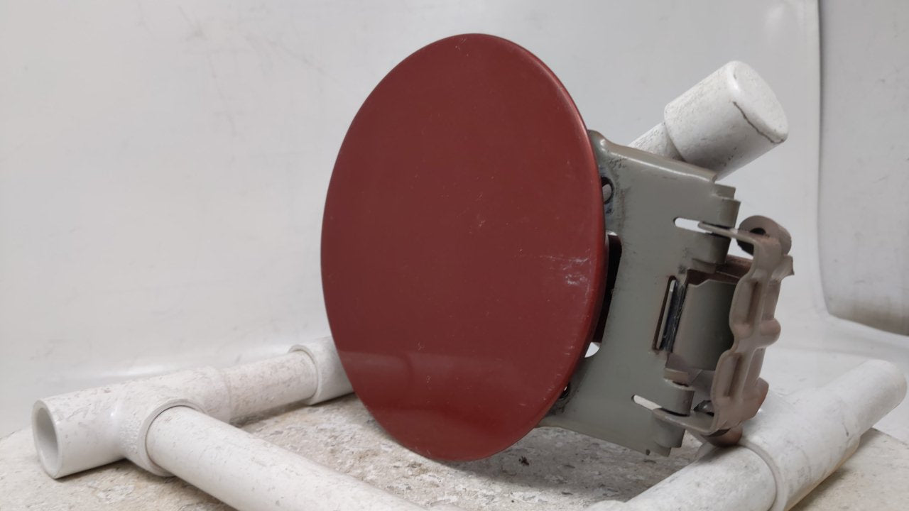 1998 Isuzu Rodeo Fuel Tank Door Lid Gas Tank Red - Oemusedautoparts1.com