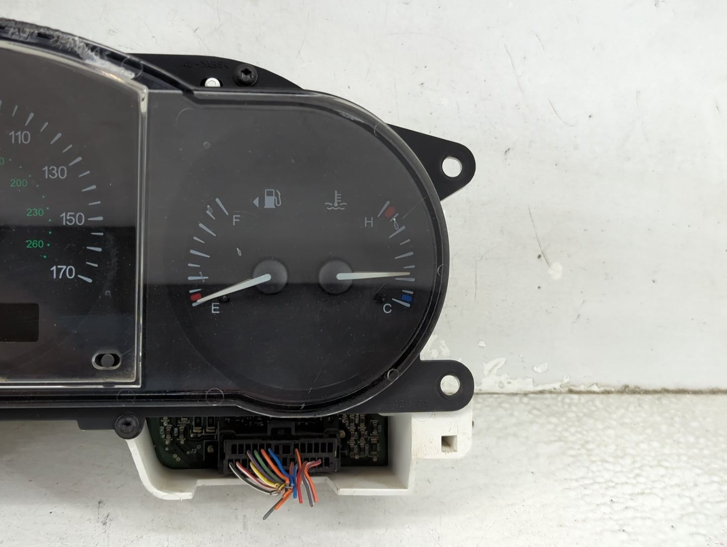 1998 Jaguar Xj8 Instrument Cluster Speedometer Gauges P/N:R0M034E Miles: Fits OEM Used Auto Parts - Oemusedautoparts1.com
