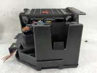 1998 Jaguar Xj8 Fusebox Fuse Box Panel Relay Module P/N:LNC2870AB Fits OEM Used Auto Parts - Oemusedautoparts1.com