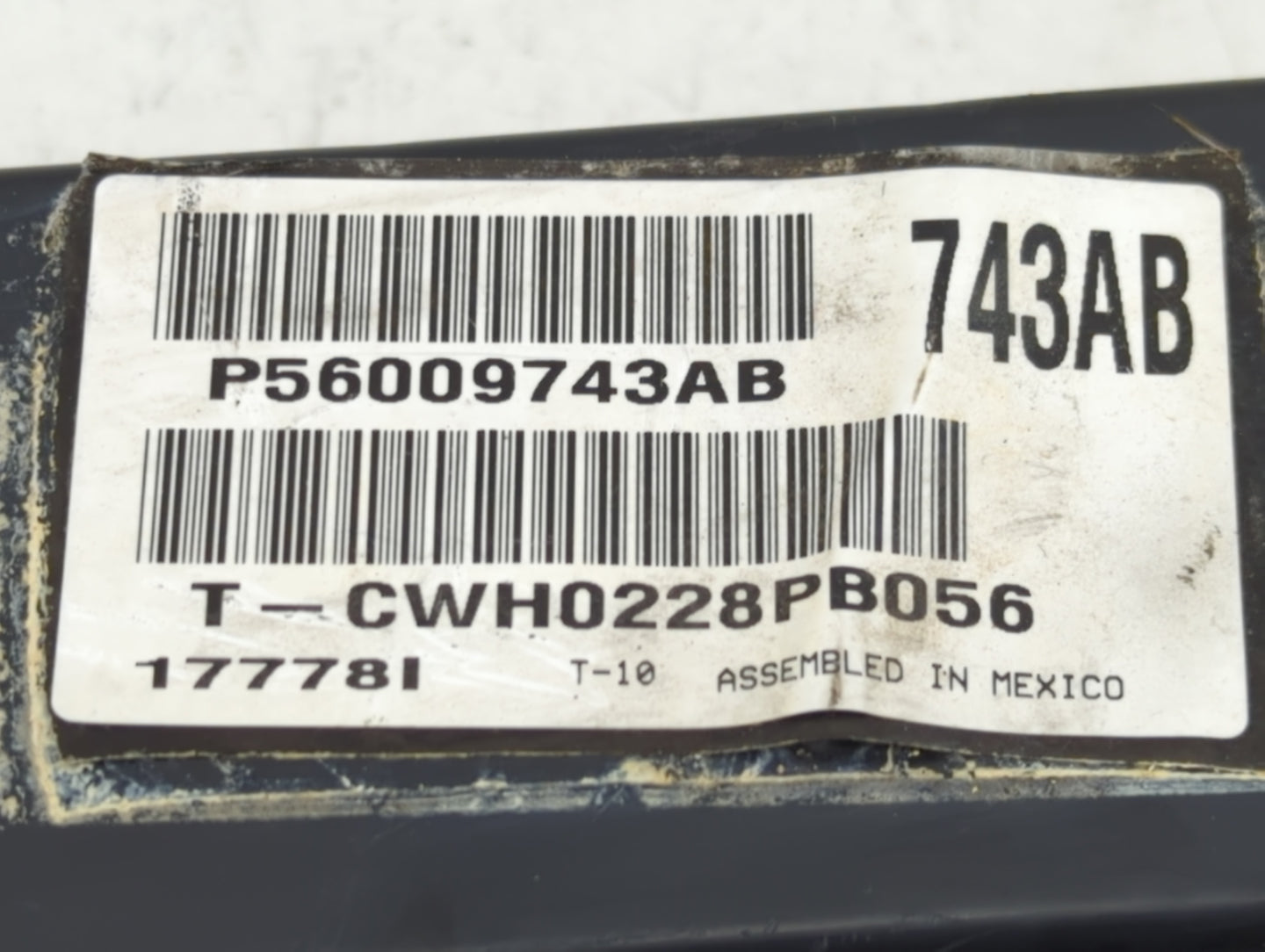 1998 Jeep Cherokee Fusebox Fuse Box Panel Relay Module P/N:P56009743AB Fits OEM Used Auto Parts - Oemusedautoparts1.com