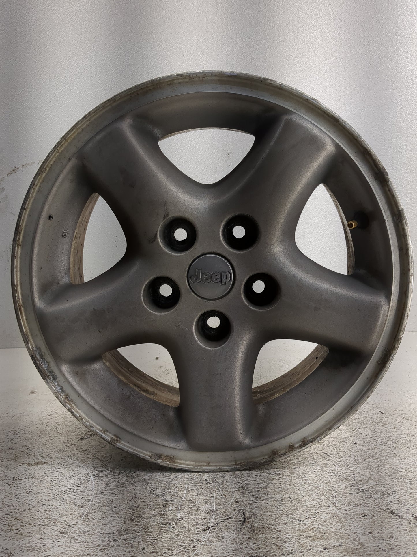 1997-2001 Jeep Cherokee Oem Wheel Rim - Oemusedautoparts1.com