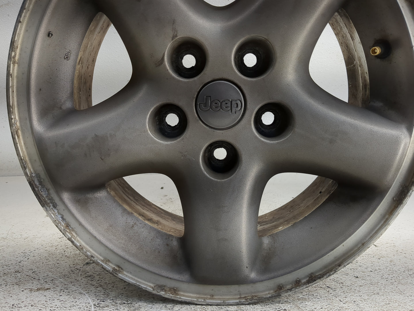 1997-2001 Jeep Cherokee Oem Wheel Rim - Oemusedautoparts1.com
