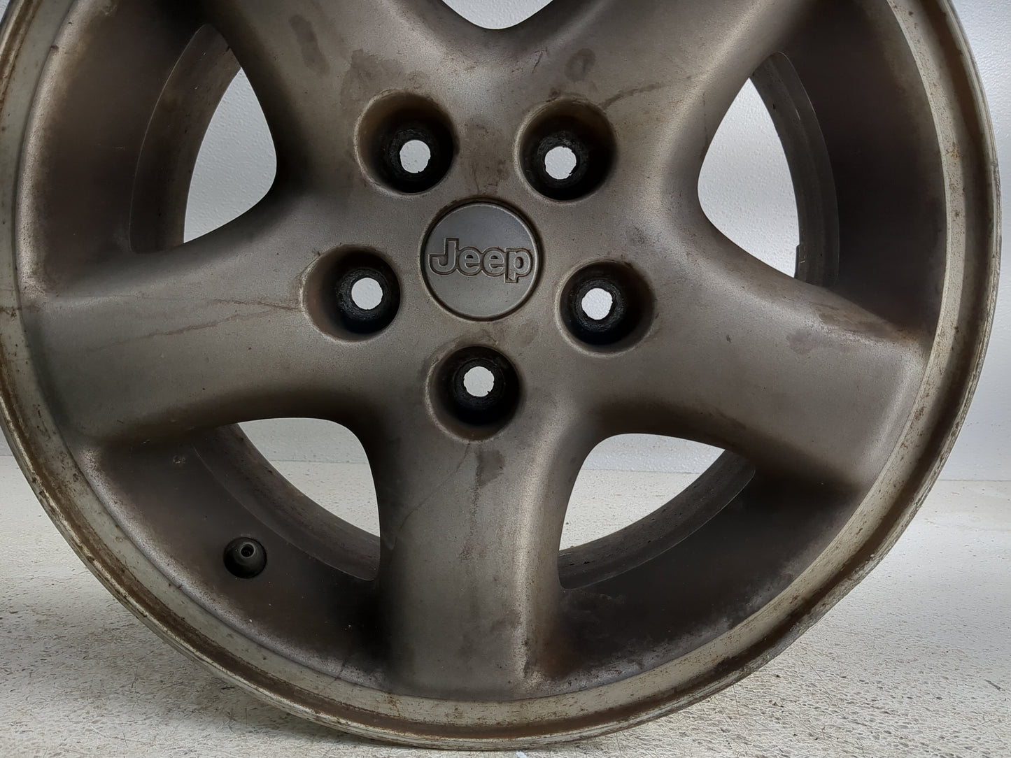 1997-2001 Jeep Cherokee Oem Wheel Rim - Oemusedautoparts1.com