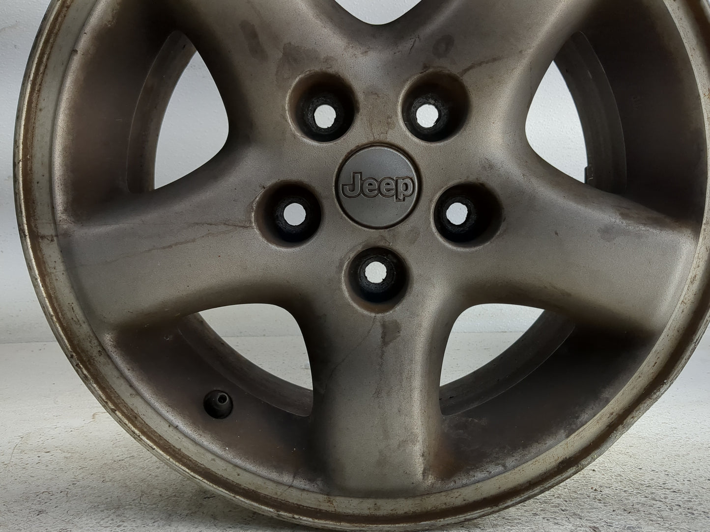 1997-2001 Jeep Cherokee Oem Wheel Rim - Oemusedautoparts1.com