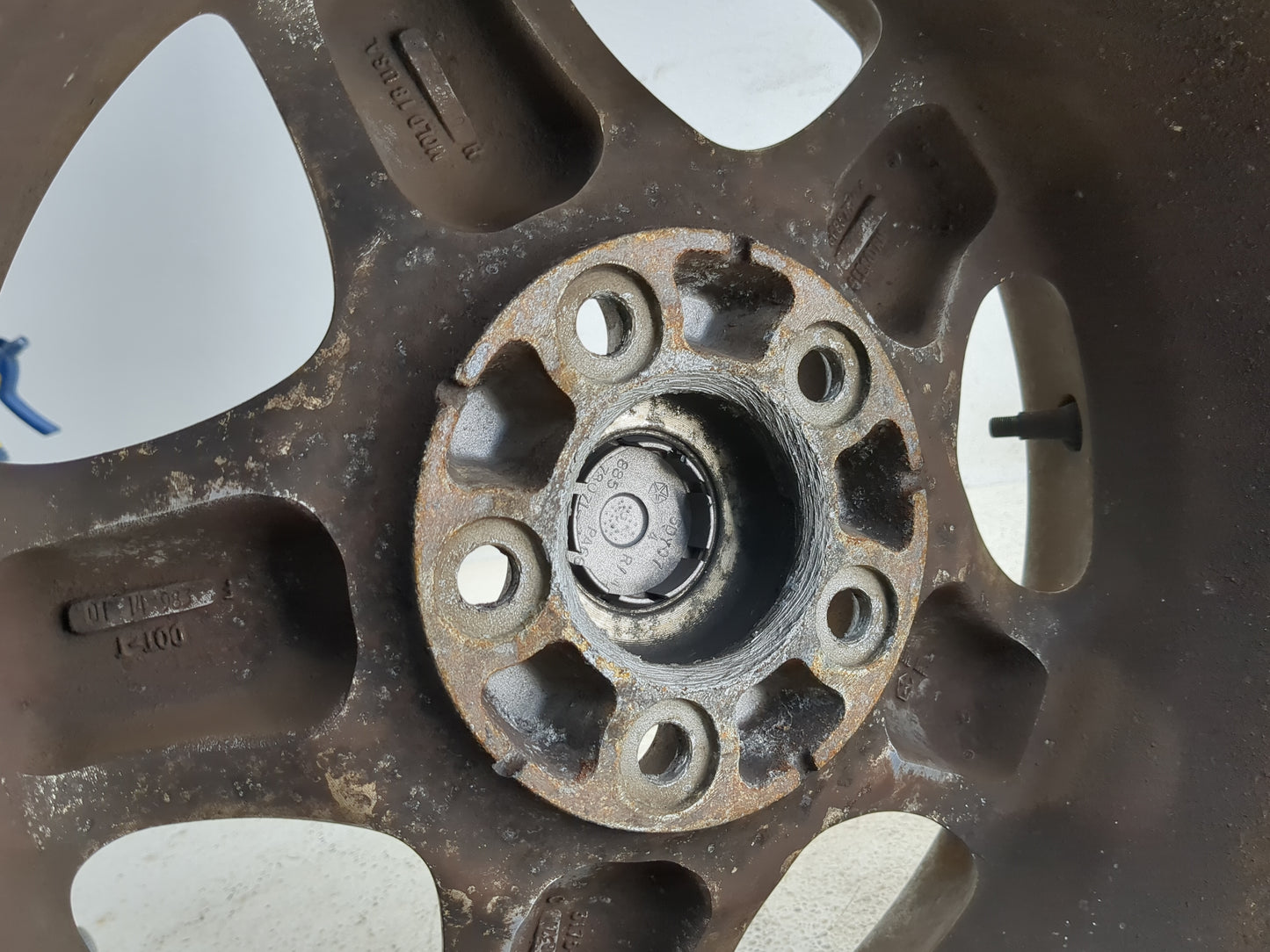1997-2001 Jeep Cherokee Oem Wheel Rim - Oemusedautoparts1.com