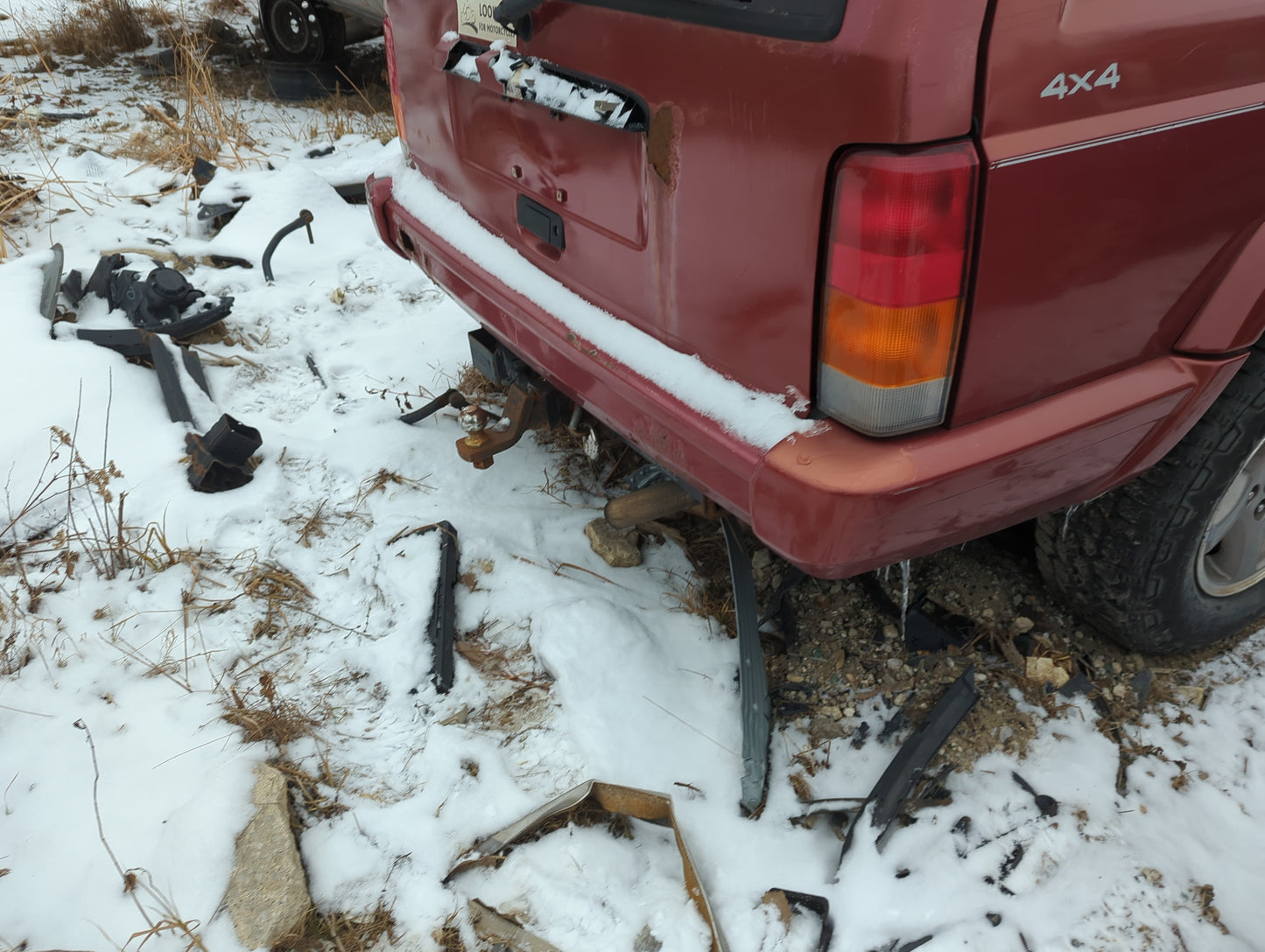 1997-2001 Jeep Cherokee Rear Bumper Assembly Oem - Oemusedautoparts1.com
