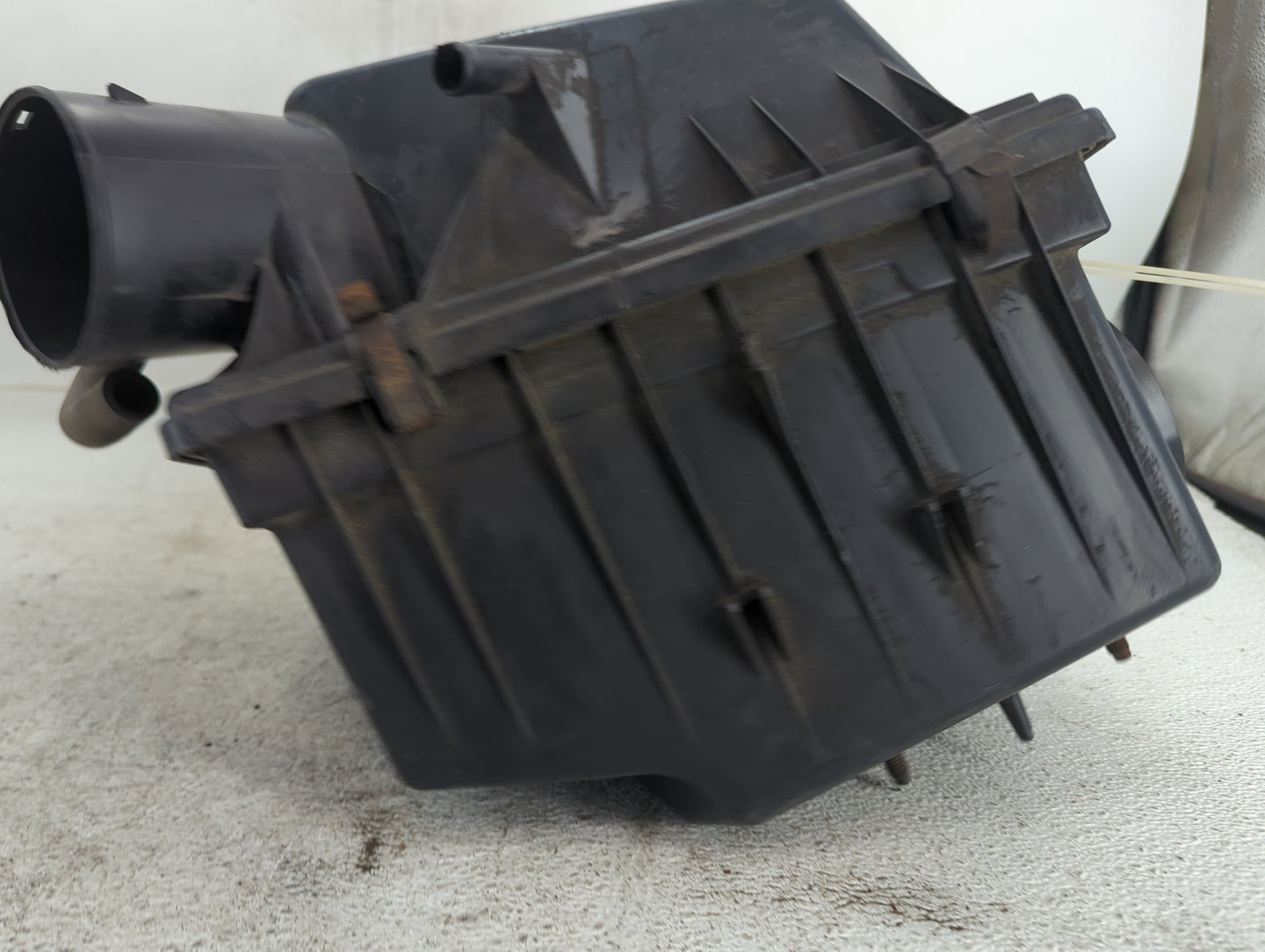 1993-1998 Jeep Grand Cherokee Air Cleaner Intake-duct Hose Tube - Oemusedautoparts1.com