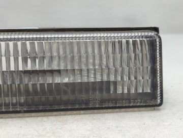 1993-1998 Jeep Grand Cherokee Tail Light Assembly Passenger Right OEM P/N:55054580 55054584 Fits OEM Used Auto Parts