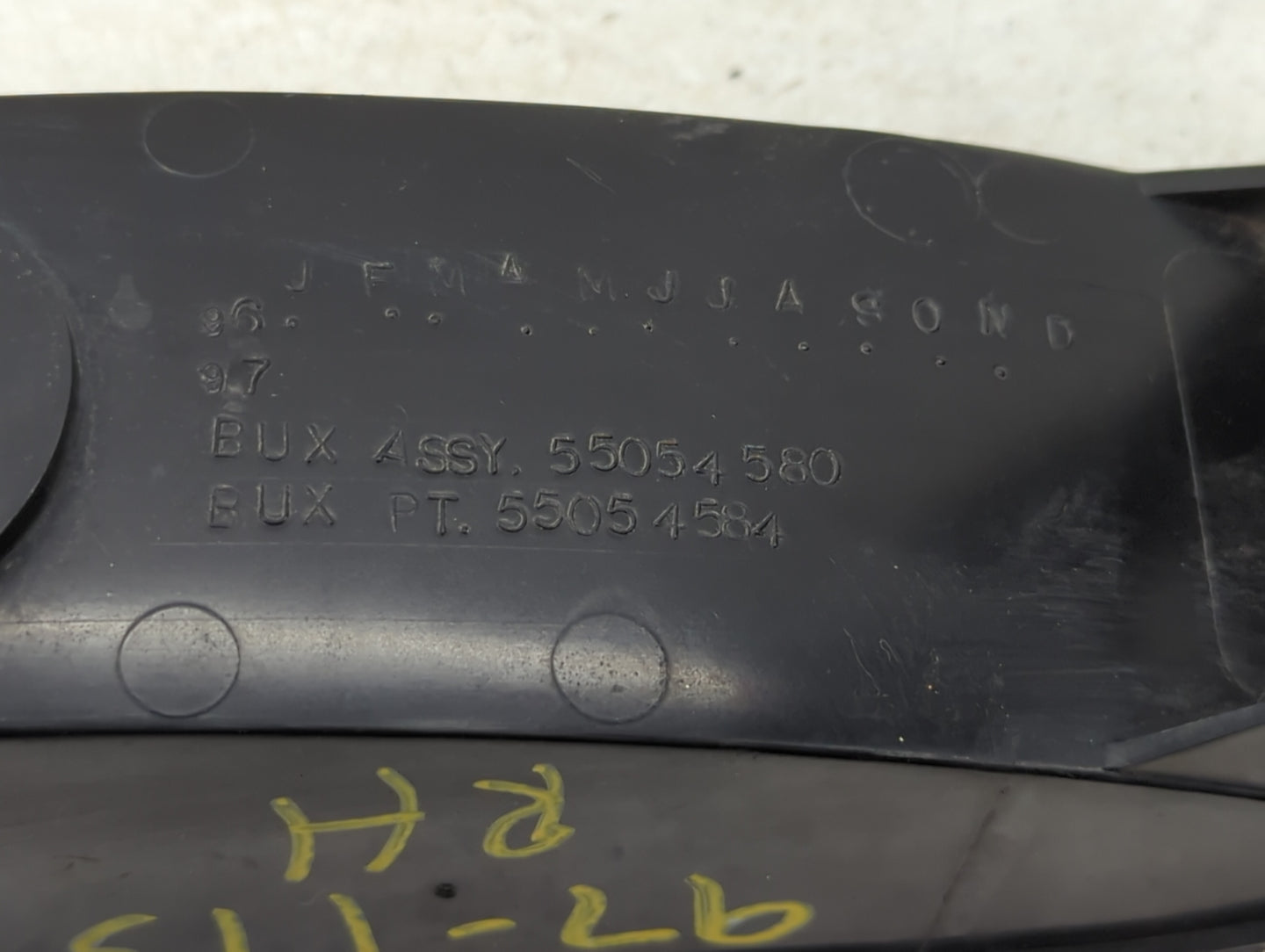 1993-1998 Jeep Grand Cherokee Tail Light Assembly Passenger Right OEM P/N:55054580 55054584 Fits OEM Used Auto Parts - Oemus